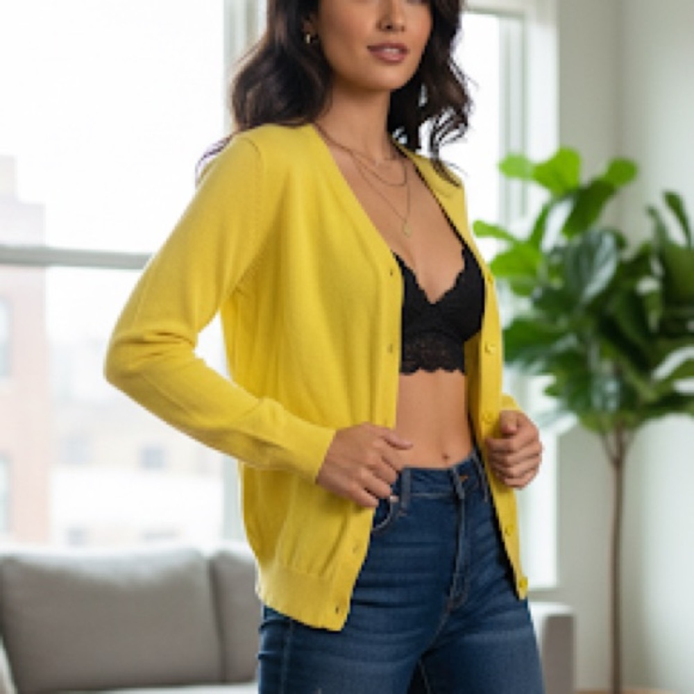 GAP Vibrant Yellow Knit Sweater Silk